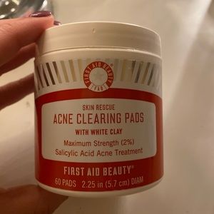 ❌SOLD❌First Aid Beauty Cleansing Pad